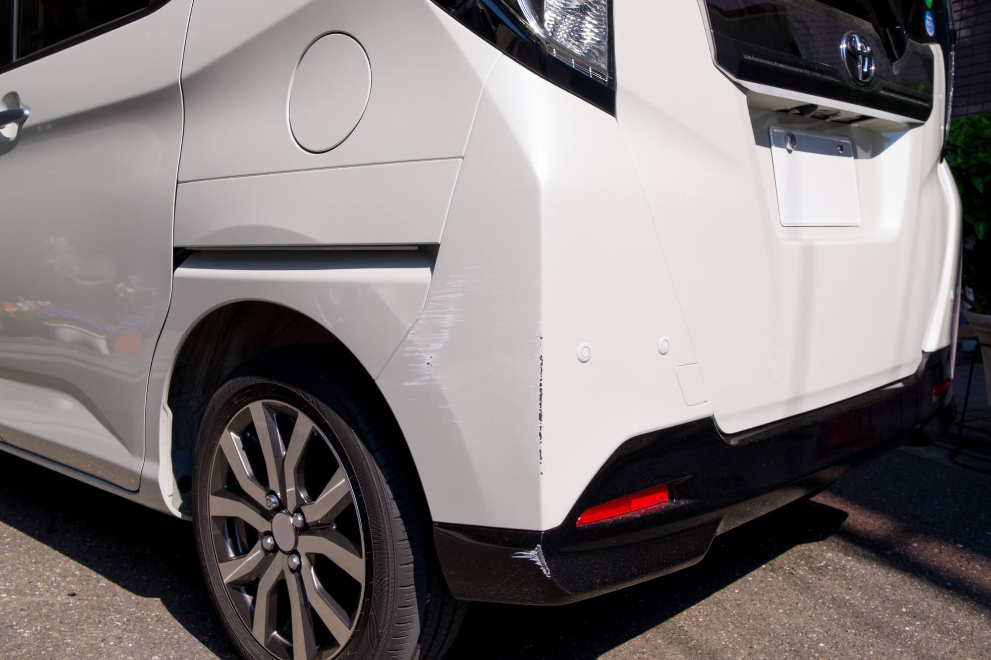 板金塗装の費用を安く抑えるコツ